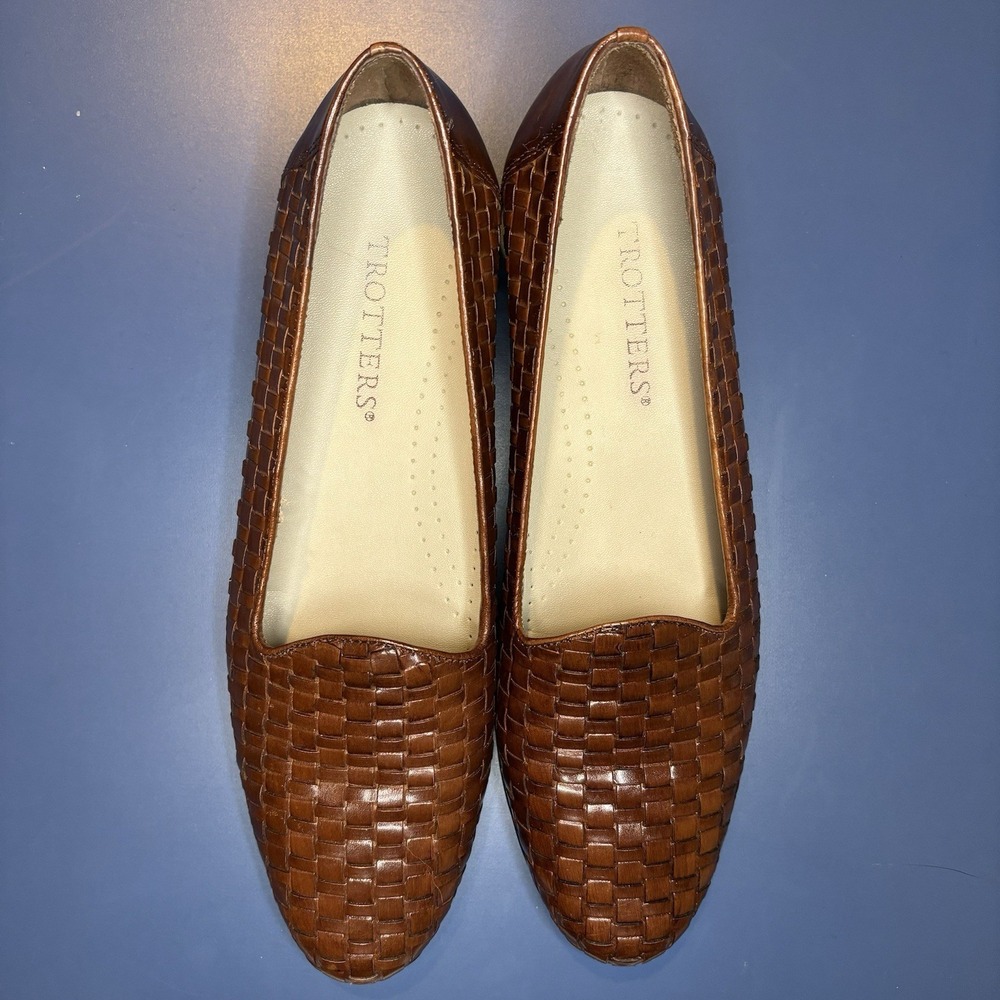 Trotters Liz Woven Leather Loafers Brown 9 Academia Cottagecore Retro Classic